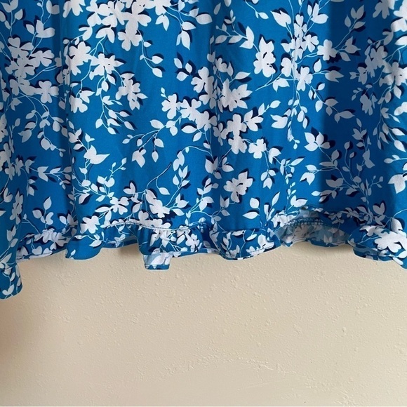 Draper James Sleeveless Ruffle Hem Blue & White dress, size S/M - Picture 13 of 16